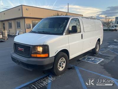 2009 GMC Savana G3500 Cargo Van