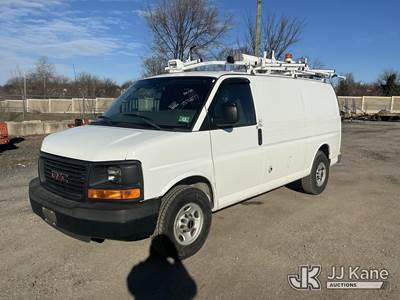 2015 GMC Savana G3500 Cargo Van