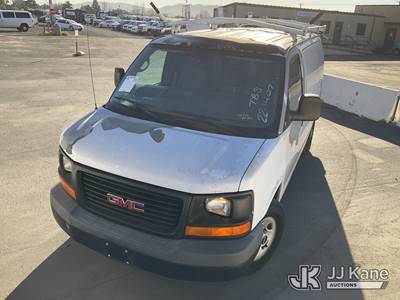 2009 GMC Savana G350 Cargo Van