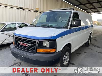 2016 GMC Savana G3500 Cargo Van