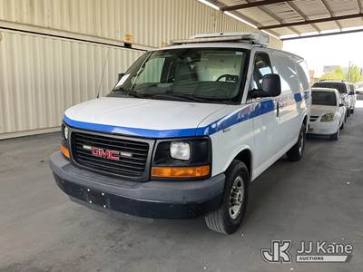 2016 GMC Savana G3500 Cargo Refrigerated Van Body Truck