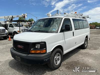 2015 GMC Savana G3500 Cargo Window Van