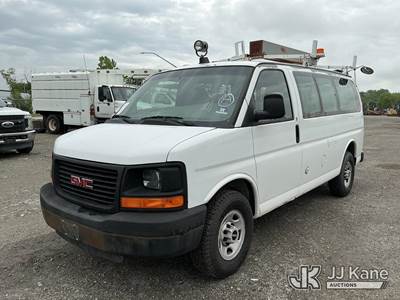 2008 GMC Savana G3500 Cargo Window Van