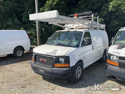 2012 GMC Savana G3500 Cargo Van
