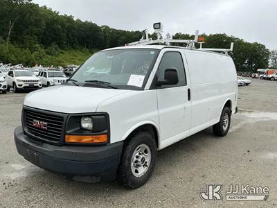 2017 GMC Savana G2500 Cargo Van