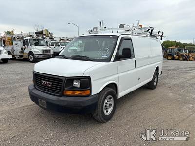 2015 GMC Savana G3500 Cargo Window Van