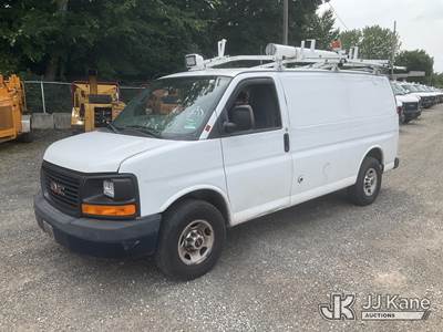 2015 GMC Savana G3500 Cargo Van