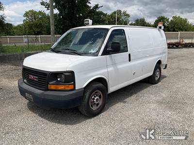2016 GMC Savana G3500 Cargo Van
