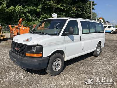 2012 GMC Savana G2500 Cargo Window Van