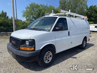 2015 GMC Savana G3500 Cargo Van