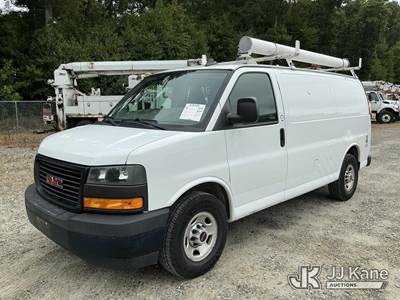 2018 GMC Savana G2500 Cargo Van