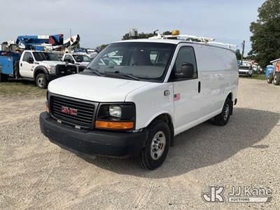2014 GMC Savana G3500 Cargo Van