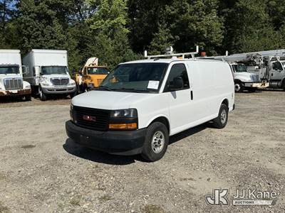 2018 GMC Savana G2500 Cargo Van