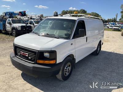 2014 GMC Savana G3500 Cargo Van