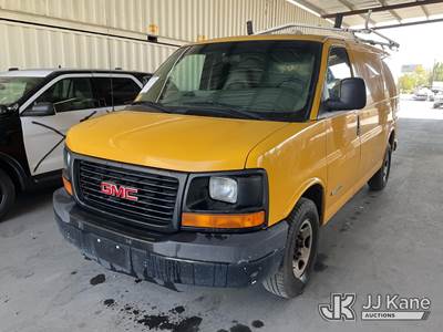2003 GMC Savana G2500 Cargo Cargo Van