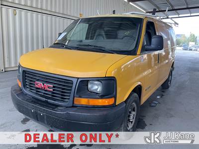 2003 GMC Savana G2500 Cargo Van