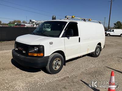 2013 GMC Savana G3500 Cargo Van