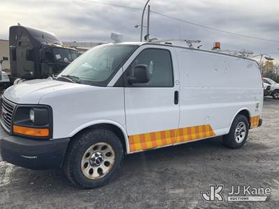 2013 GMC Savana G1500 AWD Cargo Van