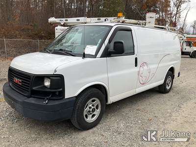 2005 GMC Savana G1500 Cargo Van