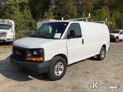 GMC Savana G2500 Cargo Van