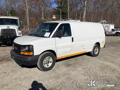 2013 GMC Savana G2500 Cargo Van