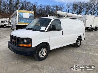 2014 GMC Savana G2500 Cargo Van
