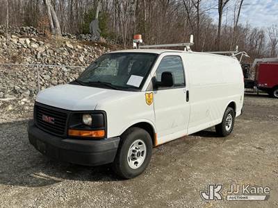 2013 GMC Savana G2500 Cargo Van