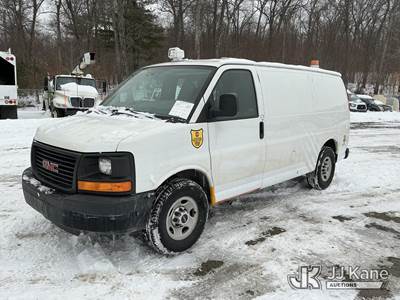 2015 GMC Savana G2500 Cargo Van