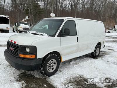 2015 GMC Savana G2500 Cargo Van