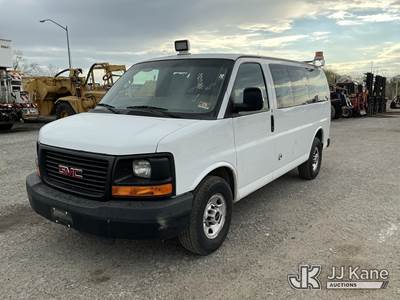 2016 GMC Savana G2500 Cargo Window Van