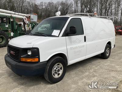 2013 GMC Savana G2500 Cargo Van