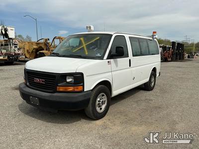 2015 GMC Savana G2500 Cargo Van