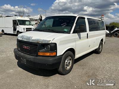 2013 GMC Savana G2500 Cargo Van