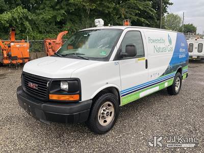 2015 GMC Savana G2500 Cargo Van