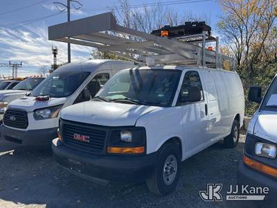 2015 GMC Savana G3500 Cargo Van