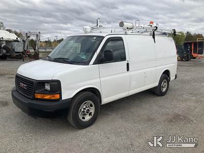 2015 GMC Savana G3500 Cargo Van