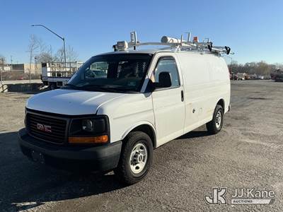 2014 GMC Savana G3500 Cargo Van