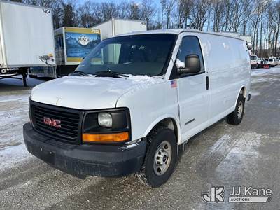 2006 GMC Savana G3500 Cargo Van