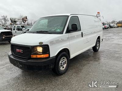 2011 GMC Savana G3500 Cargo Van