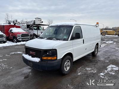 2014 GMC Savana G3500 Cargo Van
