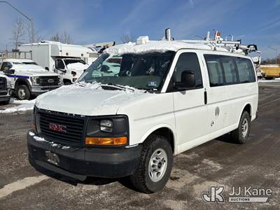 2015 GMC Savana G3500 Cargo Van