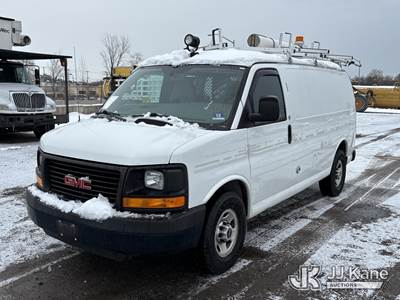 2013 GMC Savana G3500 Cargo Van