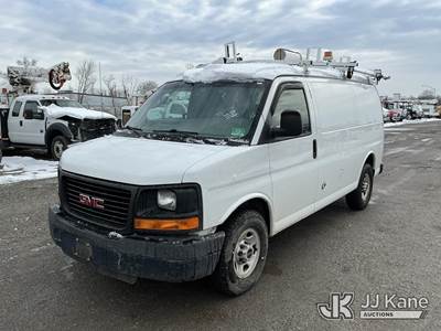 2015 GMC Savana G3500 Cargo Van