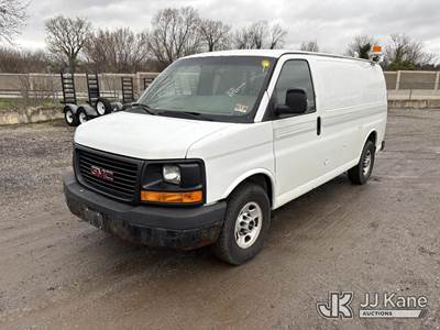 2013 GMC Savana G3500 Cargo Van