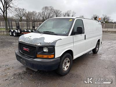 2010 GMC Savana G3500 Cargo Van