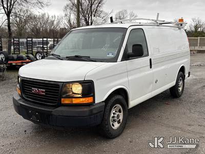 2013 GMC Savana G3500 Cargo Van