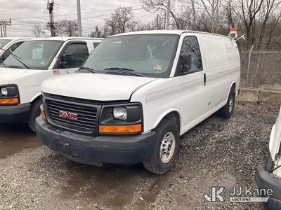 2012 GMC Savana G3500 Cargo Van