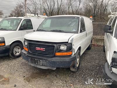 2010 GMC Savana G3500 Cargo Van