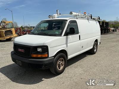 2015 GMC Savana G3500 Cargo Van