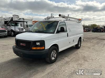 2014 GMC Savana G3500 Cargo Van